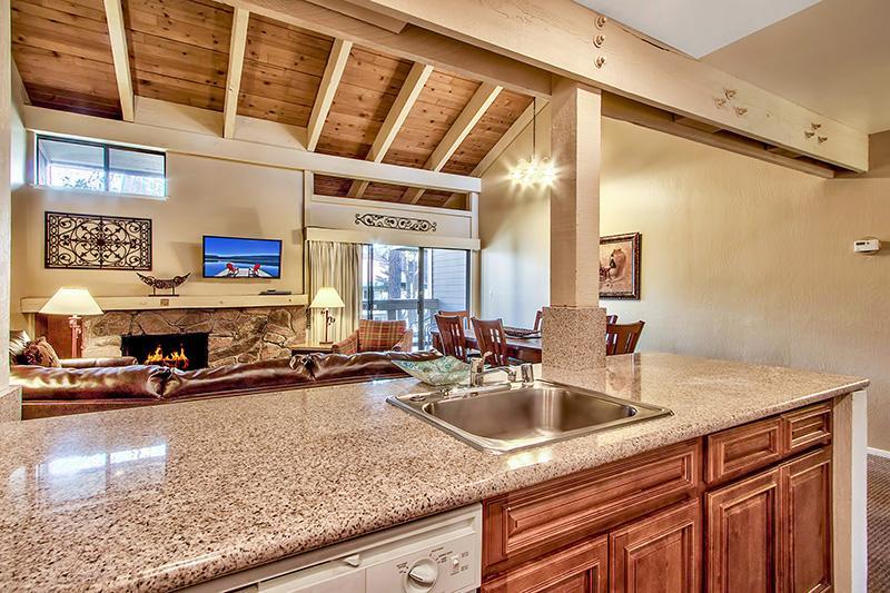 South Lake Tahoe Resort - Steps To Beach & Close To Heavenly 외부 사진